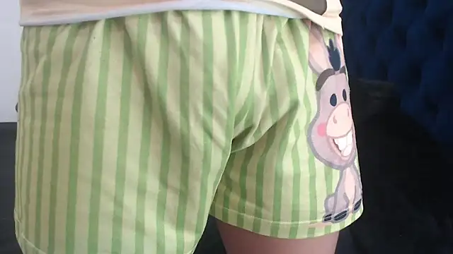 queenofwetqueens online show from December 22, 2024, 9:09 pm