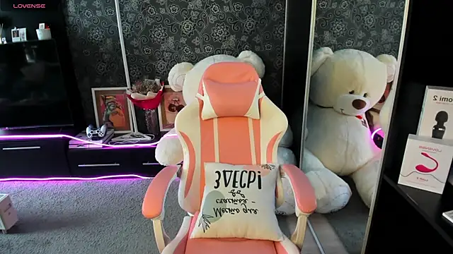 Queen baby online show from September 14, 2025, 3:05 am