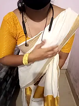 Mallu-Gayathri Arun online show from March 12, 2026, 11:05 am