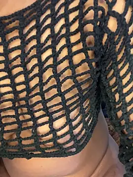 sweetestval online show from October 22, 2025, 7:08 am