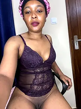 sweetestval online show from November 4, 2025, 5:06 am