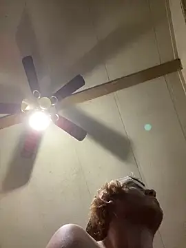 hottestcouplevaa online show from December 29, 2024, 5:42 am