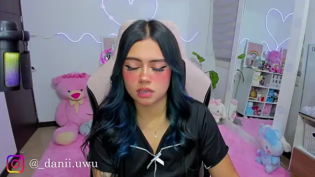 CuteDani  online show from March 12, 2026, 3:56 am