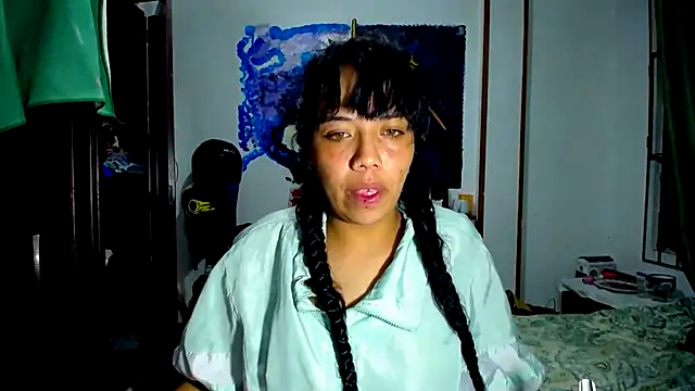 Snapshot of AmaraRoberts420 chatting on May 14, 2026, 1:56 am AmaraRoberts420 online show from May 14, 2026, 1:56 am