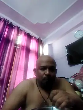Dick 6inches online show from February 21, 2025, 6:51 am