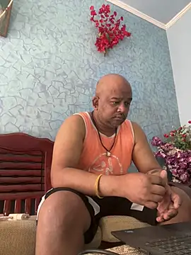 Dick 6inches online show from March 10, 2026, 4:06 am