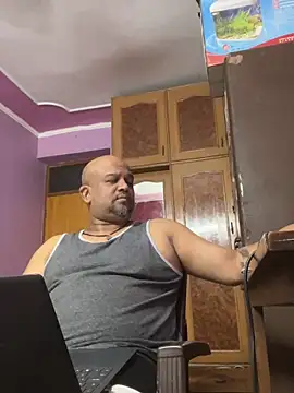 Snapshot of Dick_6inches chatting on April 16, 2026, 1:56 pm Dick 6inches online show from April 16, 2026, 1:56 pm