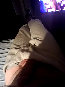 hungandhard87 online show from March 14, 2026, 3:34 am