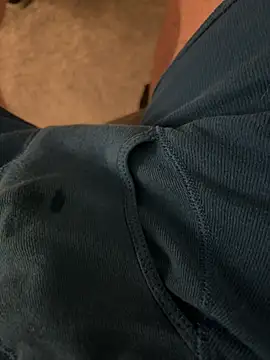 Snapshot of madman11222 chatting on February 12, 2025, 1:19 am madman11222 online show from February 12, 2025, 1:19 am