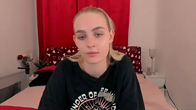 Snapshot of OliviaKisss chatting on January 29, 2025, 10:11 pm OliviaKisss online show from January 29, 2025, 10:11 pm
