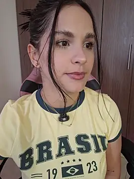 Snapshot of heyshaa chatting on June 19, 2026, 10:24 pm heyshaa online show from June 19, 2026, 10:24 pm