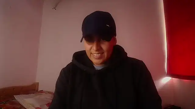 Yessi rousse online show from September 18, 2025, 7:16 pm