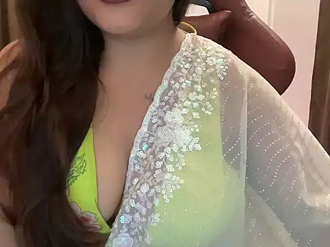 Snapshot of shanayaaa_1 chatting on July 14, 2026, 7:30 pm shanayaaa 1 online show from July 14, 2026, 7:30 pm