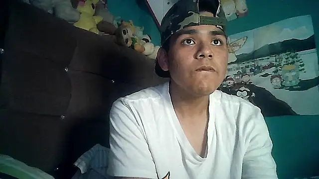 Snapshot of Valesh20 chatting on October 18, 2025, 4:59 am Valesh20 online show from October 18, 2025, 4:59 am