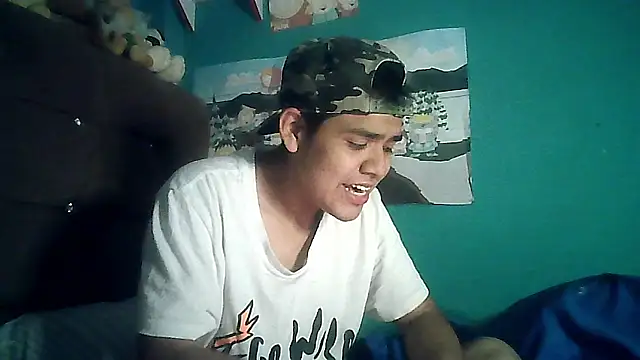 Snapshot of Valesh20 chatting on October 23, 2025, 1:27 am Valesh20 online show from October 23, 2025, 1:27 am