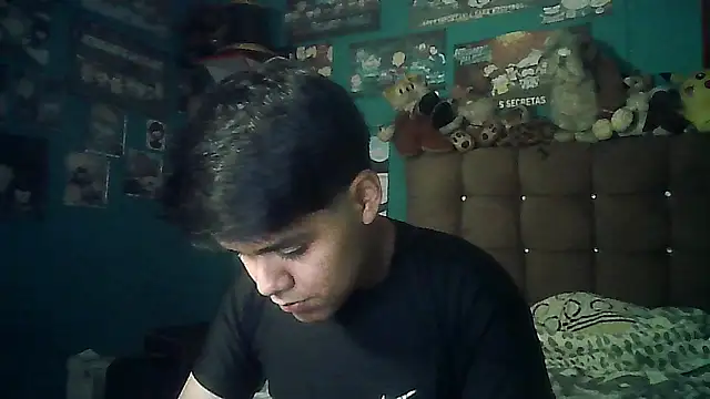 Valesh20 online show from December 22, 2025, 3:14 am