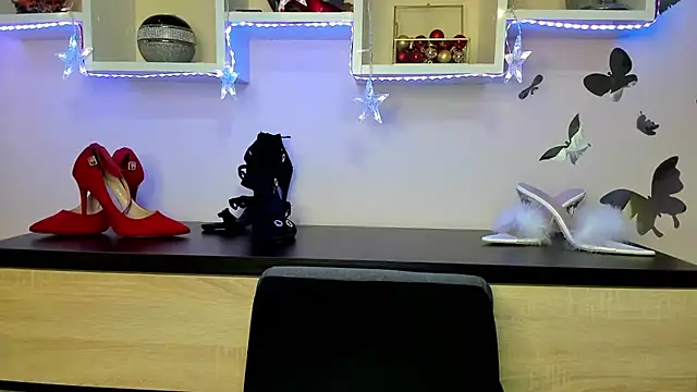 feliziaDesire online show from February 15, 2025, 10:11 am