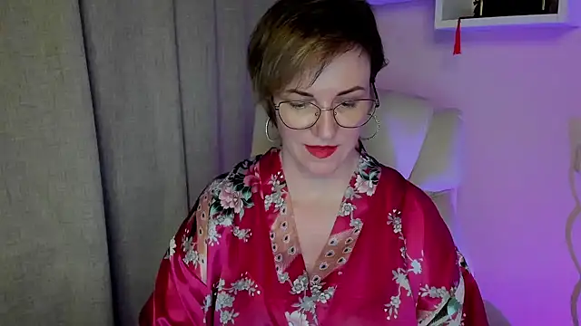 feliziaDesire online show from June 7, 2026, 7:06 pm
