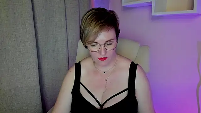 Snapshot of feliziaDesire chatting on July 9, 2026, 6:01 pm feliziaDesire online show from July 9, 2026, 6:01 pm