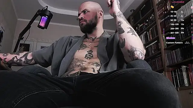 Snapshot of FindomJason chatting on September 21, 2025, 12:40 pm FindomJason online show from September 21, 2025, 12:40 pm