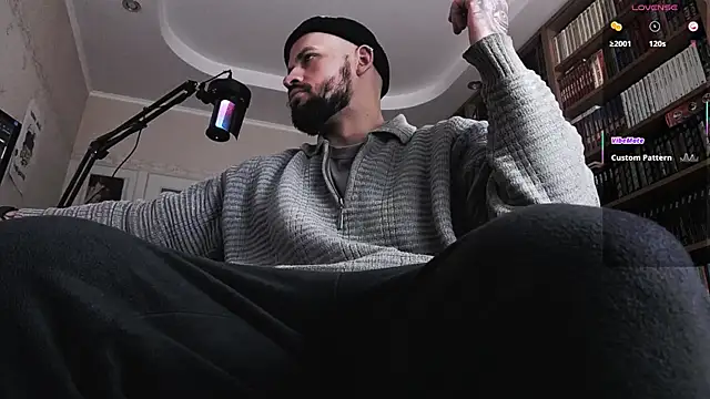 Snapshot of FindomJason chatting on October 1, 2025, 12:55 pm FindomJason online show from October 1, 2025, 12:55 pm