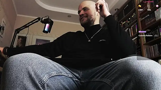 Snapshot of FindomJason chatting on November 5, 2025, 4:51 pm FindomJason online show from November 5, 2025, 4:51 pm