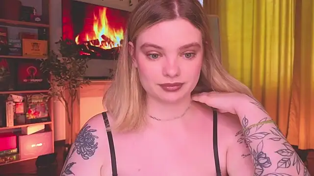 Snapshot of Hottie_Jane chatting on July 11, 2026, 12:30 pm Hottie Jane online show from July 11, 2026, 12:30 pm