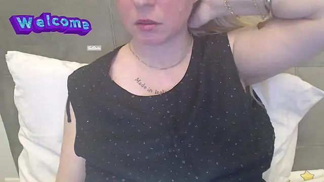 martachatte online show from February 19, 2025, 6:43 pm