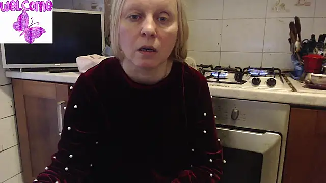 martachatte online show from March 22, 2025, 6:54 am