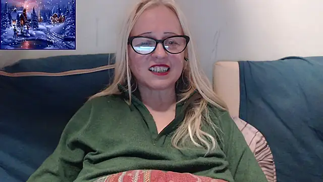 martachatte online show from January 5, 2026, 5:27 pm