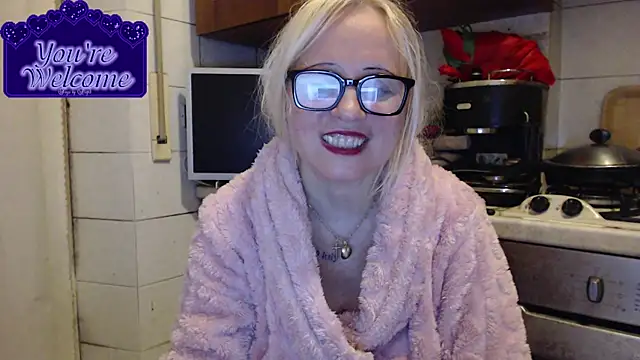 martachatte online show from February 19, 2026, 9:11 pm