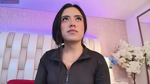 Rebeca jones online show from March 11, 2025, 1:34 pm