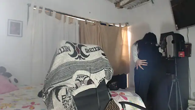 xx nath xx online show from September 17, 2025, 8:10 pm