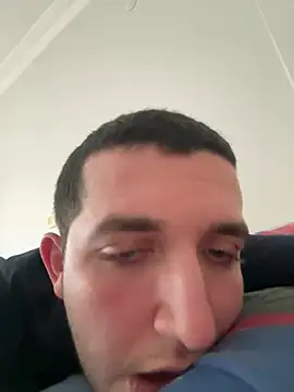 Snapshot of strange6696 chatting on February 21, 2025, 10:28 am strange6696 online show from February 21, 2025, 10:28 am