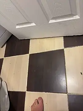 Snapshot of strange6696 chatting on March 21, 2025, 9:45 am strange6696 online show from March 21, 2025, 9:45 am