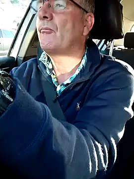 stiffandlubedxh online show from January 30, 2025, 8:31 pm