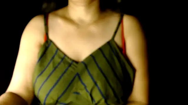 janifer001 online show from April 29, 2026, 1:53 am