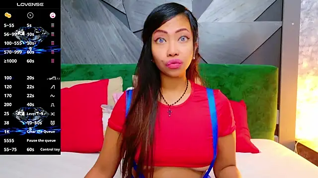 ElyaQuinn online show from September 17, 2025, 6:37 am