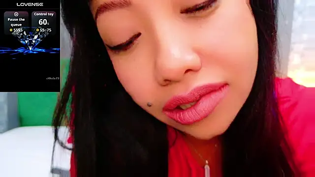 ElyaQuinn online show from October 17, 2025, 7:00 am