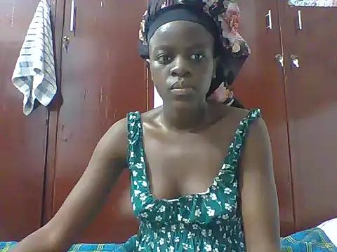 Snapshot of Sexy_Chocolate_Babe chatting on December 3, 2024, 6:17 pm Sexy Chocolate Babe online show from December 3, 2024, 6:17 pm