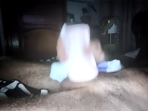 Hungthugl online show from March 3, 2026, 5:52 pm