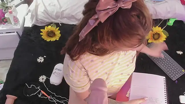 JulietaAlves online show from March 1, 2025, 10:21 pm