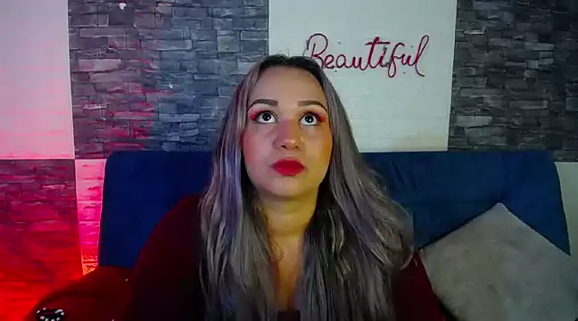 paula brausin online show from February 3, 2025, 8:35 pm