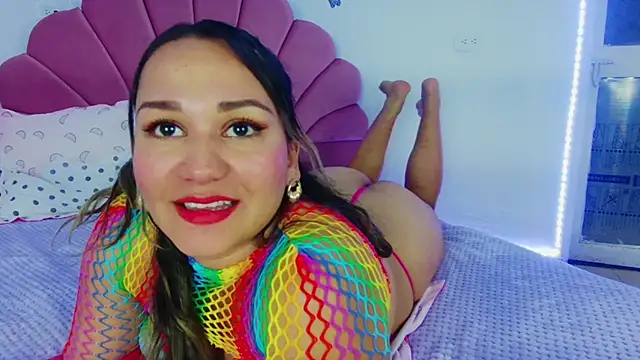 paula brausin online show from September 26, 2025, 2:04 am