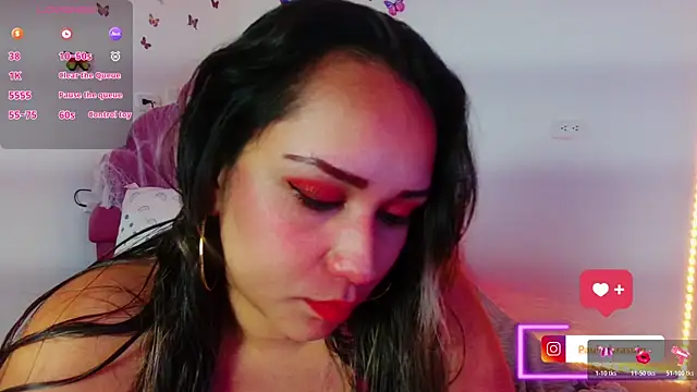 paula brausin online show from November 7, 2025, 8:53 pm