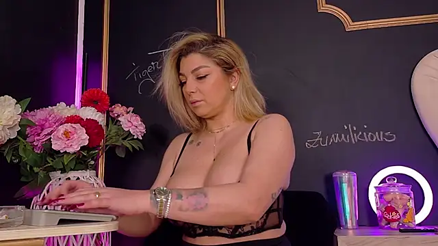 DeeaDiamondd online show from January 9, 2026, 8:21 pm