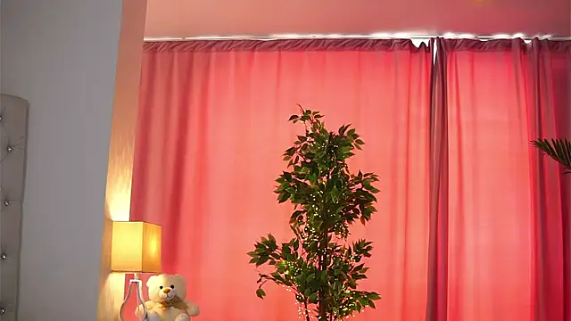 Snapshot of ArtTeasee chatting on March 12, 2025, 9:34 am ArtTeasee online show from March 12, 2025, 9:34 am