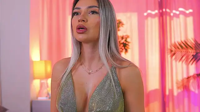 Snapshot of ArtTeasee chatting on March 22, 2025, 10:17 am ArtTeasee online show from March 22, 2025, 10:17 am