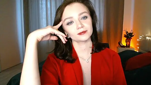 Snapshot of Shadow_Passion chatting on January 7, 2025, 7:42 am Shadow Passion online show from January 7, 2025, 7:42 am