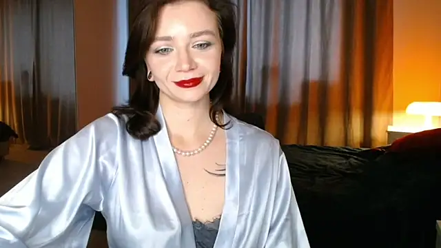 Snapshot of Shadow_Passion chatting on January 22, 2025, 7:46 am Shadow Passion online show from January 22, 2025, 7:46 am